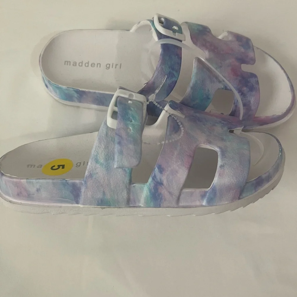 Madden Girl Blue and‎ Purple Watercolor Slide Sandals, Brand New